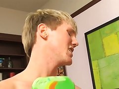Hayden Chandler is determined to help his friend...anyway he can first gay ass