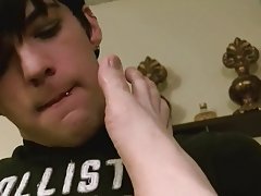 When Trace cums in his mouth, William smears some of the cum on his foot before sucking it off his toes amateur boys jacking off - at Boy Feast!