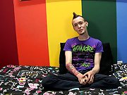 Cute teen boy for mobile and man ass finger masturbation porn pics at Boy Crush!
